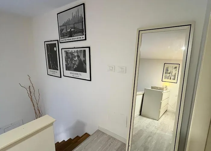 Ladolcevita - Casa Milvia Apartment *